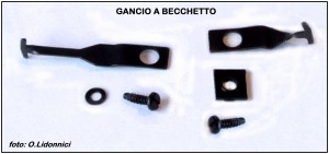 Gancio a becchetto.jpg