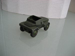 Camioncini e Autoblindo militari 004.jpg