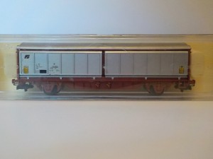 scatola carro electrotren.jpg