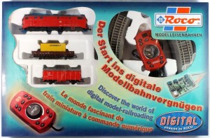 HO ROCO 41220 DB CLASS 215 DIESEL LOCOMOTIVE DIGITAL STARTER SET U29.jpg