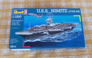 USS Nimitz (scatola Revell)1.jpg