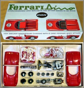 236# Cox Ferrari Dino scatola 01.JPG