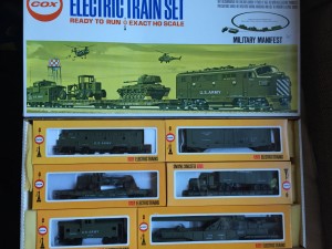 Modelleisenbahn COX HO, US Militär Zugset.JPG