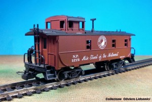 006 Caboose NP RR 2271 (1979).jpg