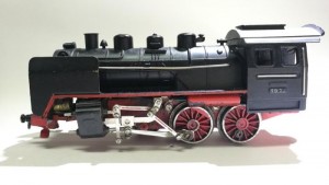 Jyesa H0 1003-1004 3x Steam locomotive 20.jpg