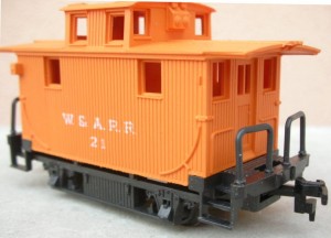 Riva 0107 Caboose W&A 04.jpg