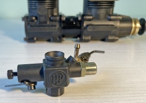 HP PowerTwin carburatorePrimoPiano.jpg