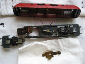 Scatola New Haven  e Deutsche Bundesbahn V 200 027.jpg