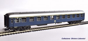 Carrozza tedesca DB di I classe (2917) .JPG