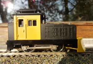Rivarossi-art. A DA-R  locomotiva  diesel nera spazzaneve 2.JPG