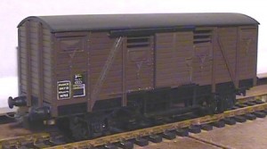carro coperto Hornby 1.jpg
