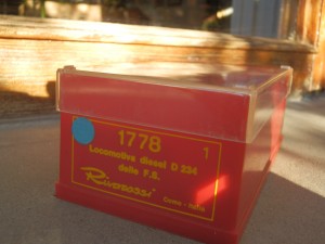Rivarossi-art.1778 locomotiva D 234.3005 azzurra FS3 S2.JPG