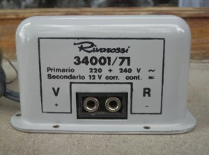 Rivarossi-art.34001-71 trasformatore 220-12vcc 1.JPG