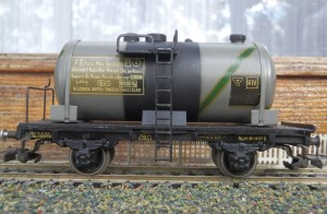 Rivarossi-art.CMBe carro serbatoio Mbe 943105 3.JPG