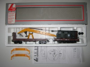 CARRO GRU LIMA.jpg