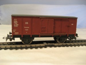 Scatola New Haven  e Deutsche Bundesbahn V 200 055.jpg