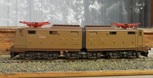 Rivarossi-art.1470 locomotiva E 645.012 FS 4.JPG