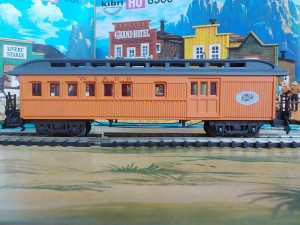 carrozza sudista pocher-rivarossi.jpg