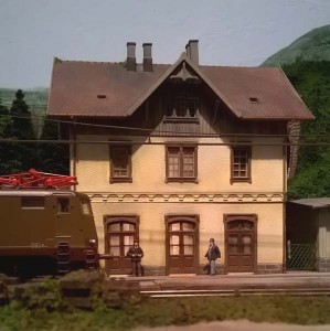 fermata viaggiatori.jpg