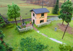CASELLO IN UN PLASTICO.jpg