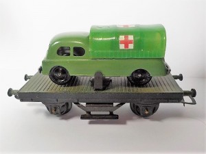 pianale con camion militare telonato.jpg