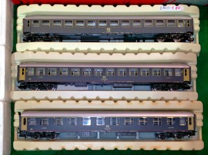 Carrozze UIC-x Happymodel.jpg