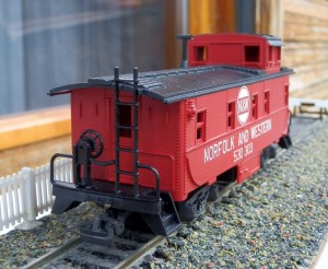 R 1.jpg