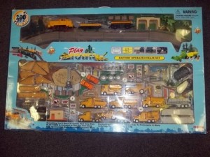 ray-play-town-200pc-72-scale-train_1_2e8e0f31feb9ec74a7a1703059034516.jpg