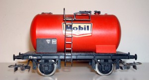 mobil 1960 (2).jpg