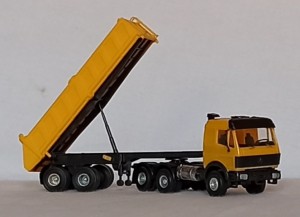 mb2232.jpg