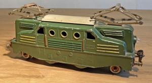 loco verde trequarti.jpg