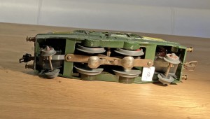 loco verde sotto.jpg