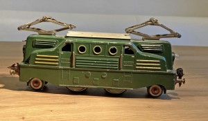 loco verde lato.jpg