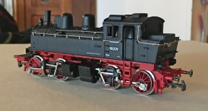 BR98_Mayer_trequarti lato.jpg