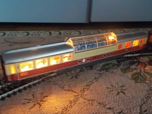 carrozza panoramica illuminata.jpg