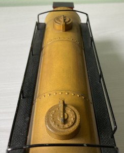 carro dettagliosopra.jpg